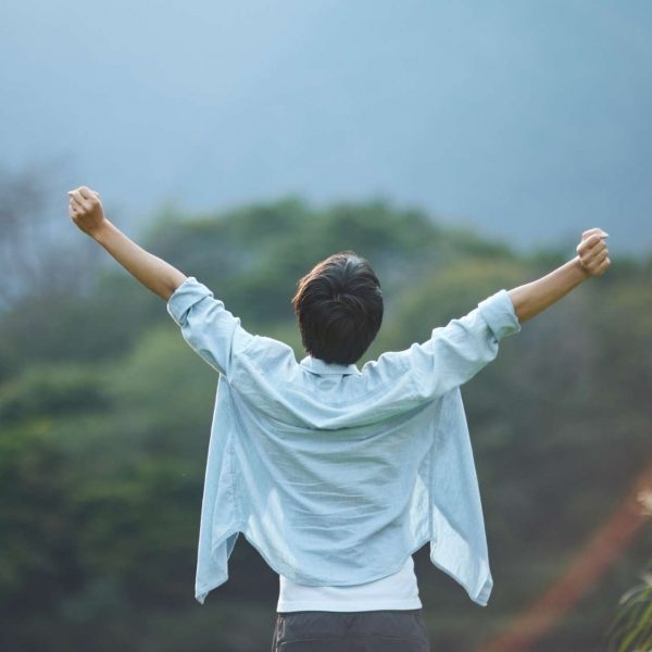 persona-feliz-energy-canarias